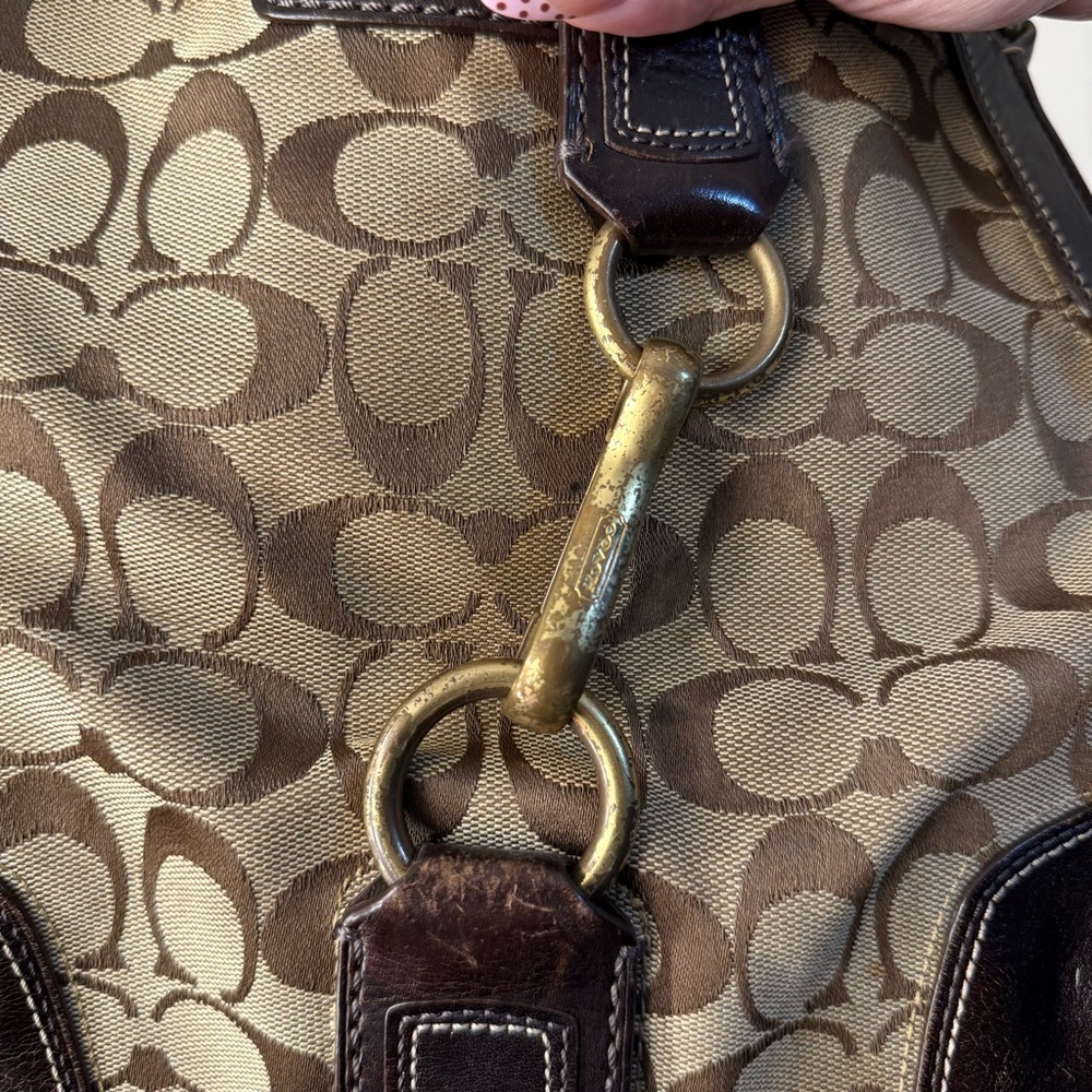 Coach Handbag - Picture 7 of 9